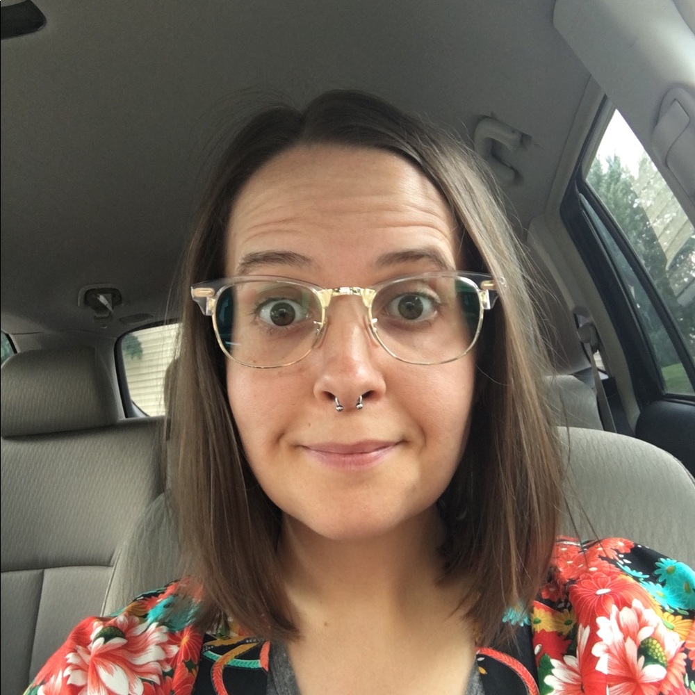 Meet your Posher, Toni